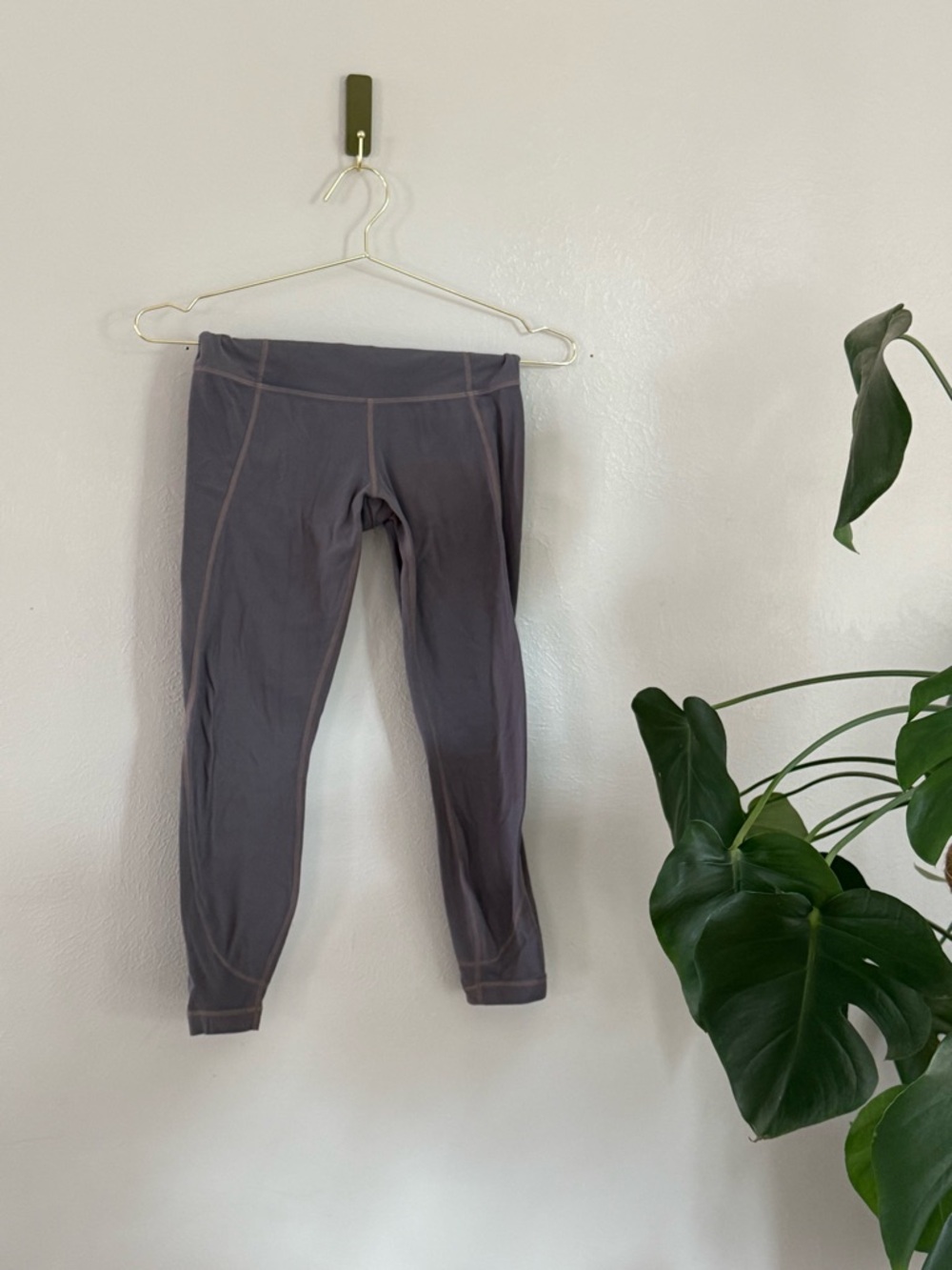 💖3 for $25 bundle💖 Athleta Gray Workout Leggings